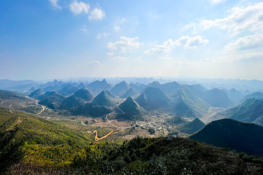 清远莫六公山顶风光