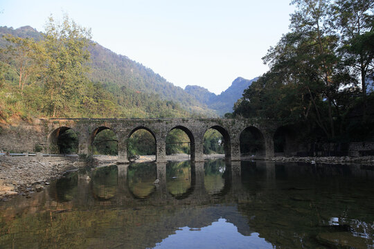 贵州七孔桥