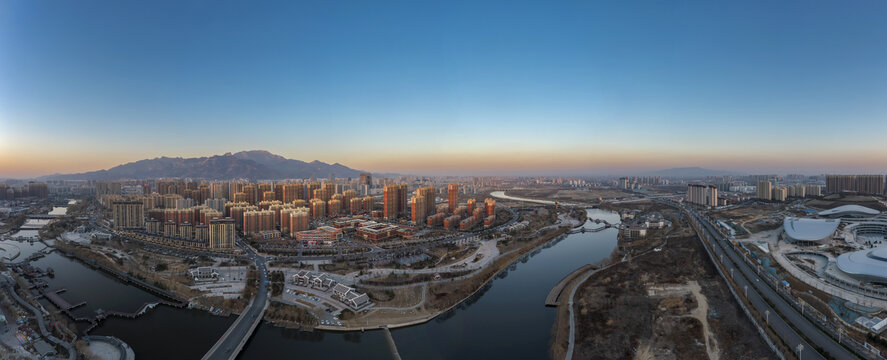 宽幅泰安泮河景区风光大图