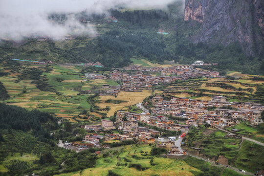 甘南旅游人间净土扎尕那