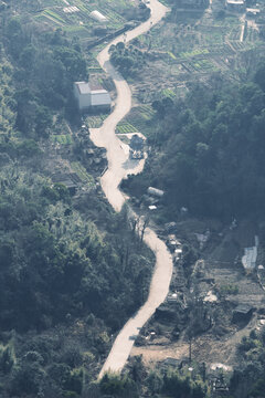 山间小路