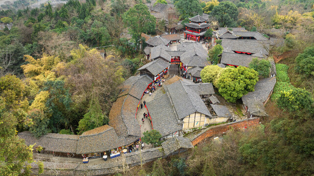 龙隐寺