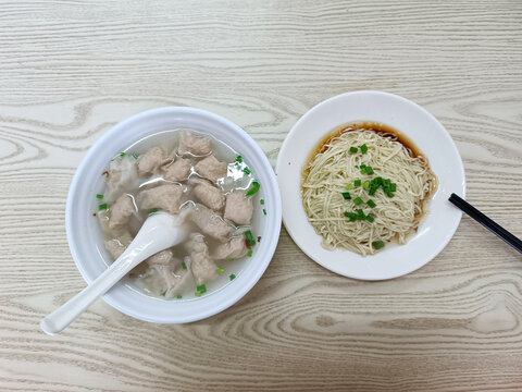 沙县小吃扁食拌面