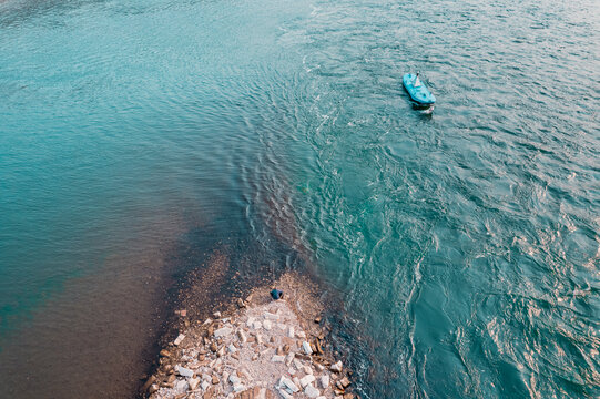 嘉陵江江河水流航拍