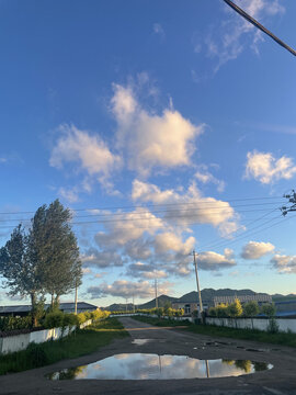 雨后晴空