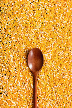 玉米碴勺子创意图片