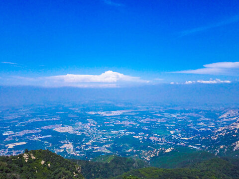 阳台山