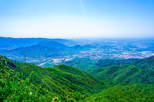 阳台山