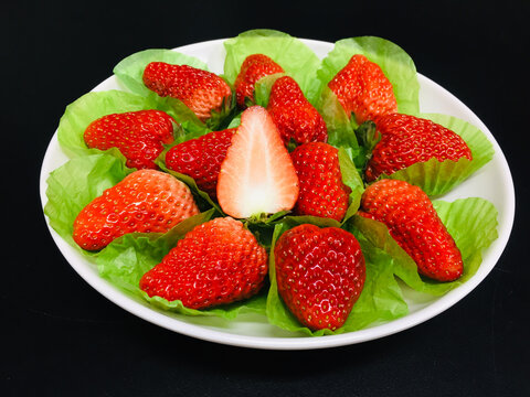 草莓摆盘