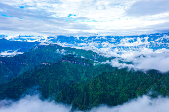 川西牛背山