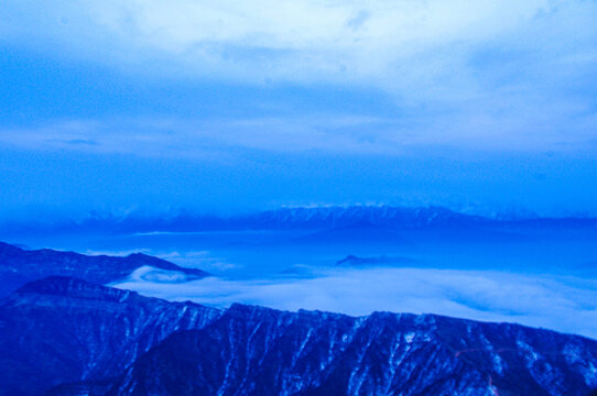 川西牛背山