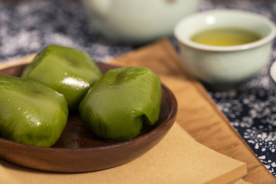 清明节传统美食青团素材