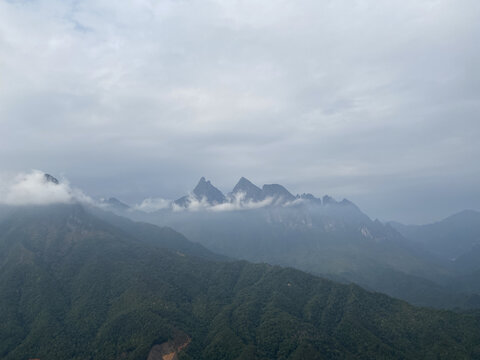 山峰