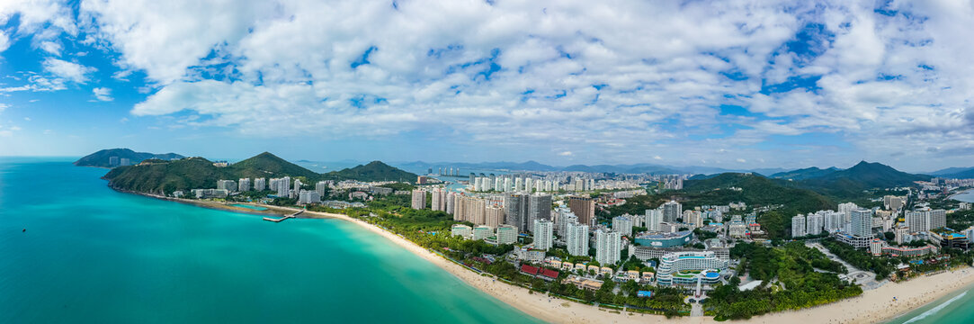 航拍海南三亚大东海旅游全景图