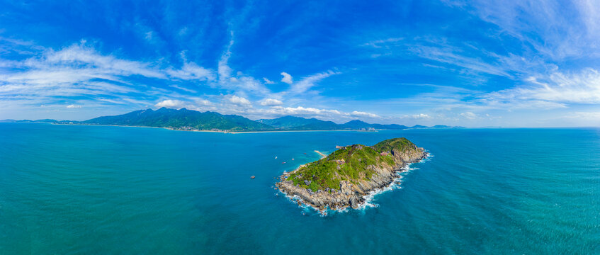 航拍海南陵水分界洲岛全景图片