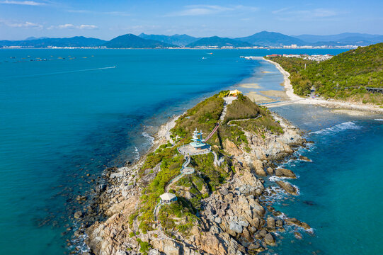 航拍三亚西岛牛王岛岛屿山岭