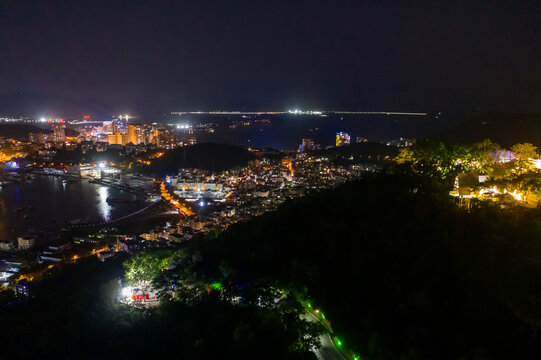 航拍海南三亚鹿回头半岛夜景