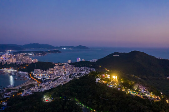 航拍海南三亚鹿回头半岛夜景