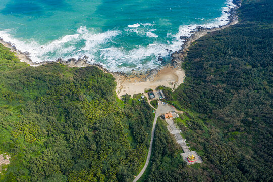 航拍海南文昌海湾铜鼓岭佛光寺