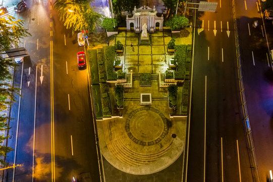 海南文昌文建路口金山广场夜景