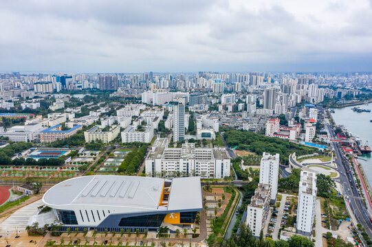 航拍海南大学海甸校区高校校园