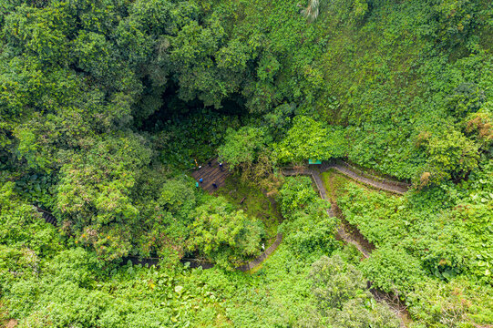 中国雷琼世界地质公园火山口