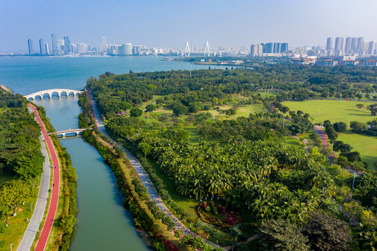 航拍海南海口万绿园海口湾公园