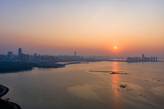 海南海口湾黄昏夕阳西下日落