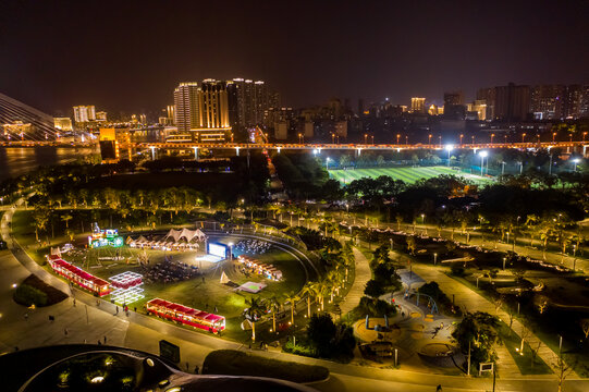 航拍海口世纪公园音乐广场夜景