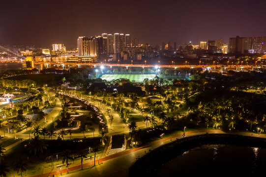 航拍海口世纪公园音乐广场夜景