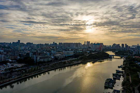 航拍海南海口海甸河海甸溪夕阳