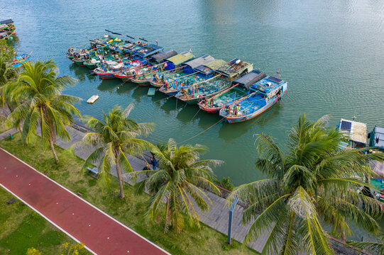 海口海甸溪渔船避风锚地小渔港