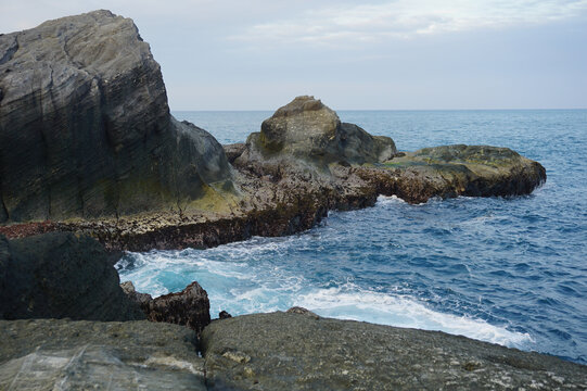 礁石海浪