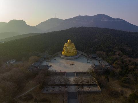 济南千佛山弥勒大佛