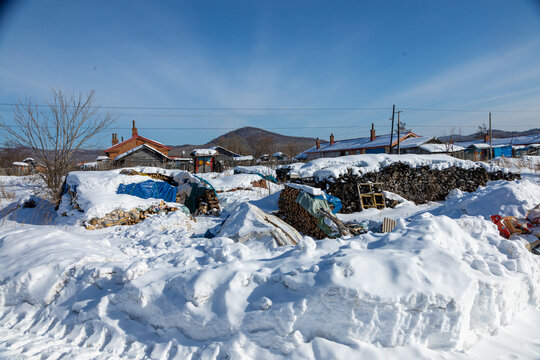 冬天雪村风光