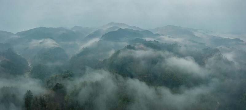 航拍山川千里江山云雾缭绕景象