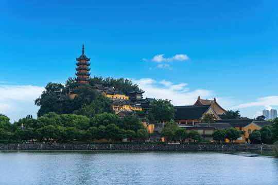 镇江金山寺寺庙宝塔