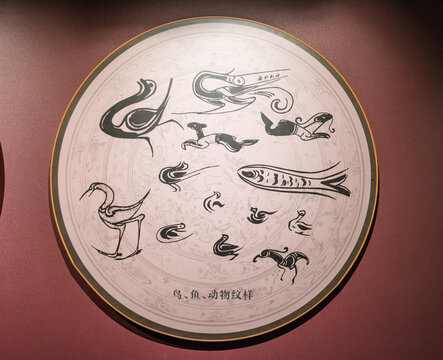 汉代漆器花纹鸟鱼动物纹样