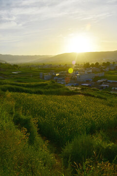 夕山晚照