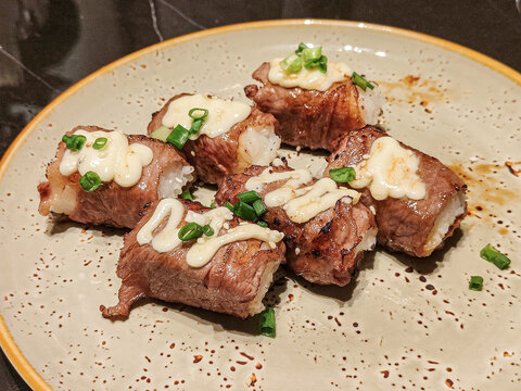 和牛寿司刺身日本料理日料美食