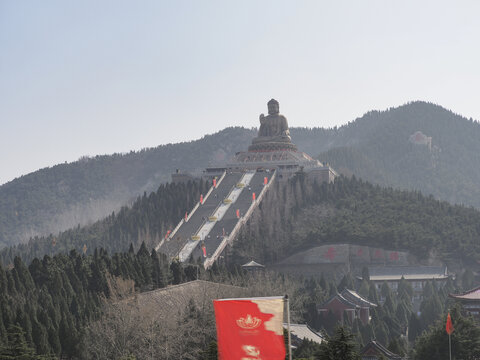 龙口南山大佛