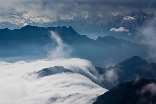 牛背山