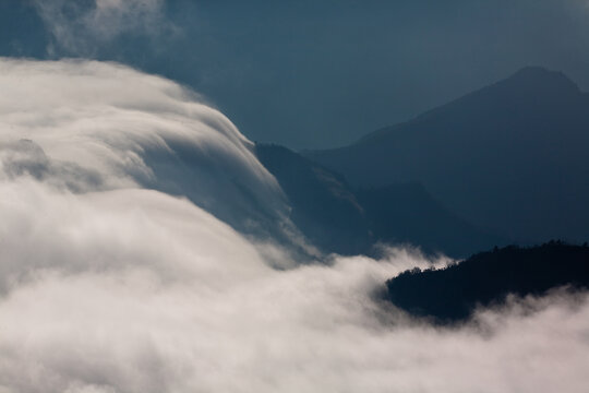 牛背山