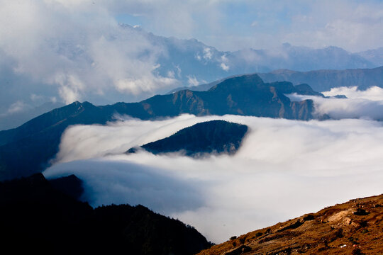 牛背山