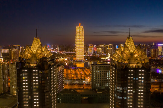 航拍郑州千玺广场大玉米楼夜景