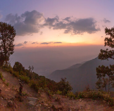 日出朝霞哀牢山自然风景