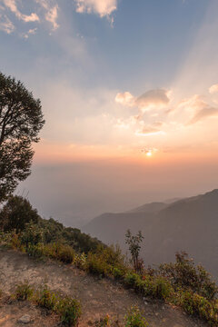 日出朝霞哀牢山自然风景