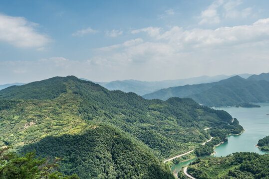 宁波溪口山顶风光