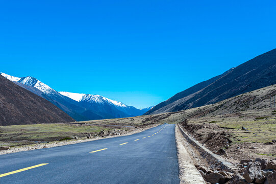 东达山