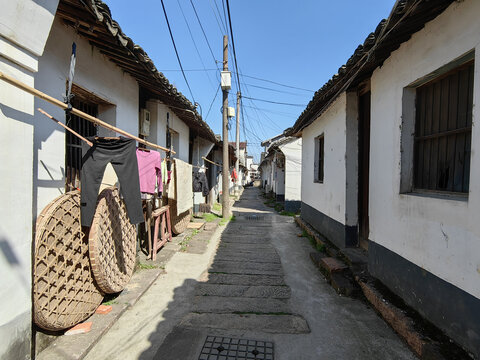 江南水乡古镇路仲村老街